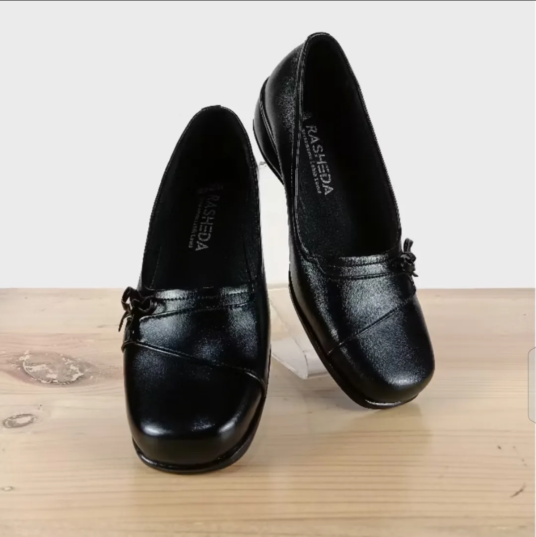 Sepatu Pantofel Wanita 224