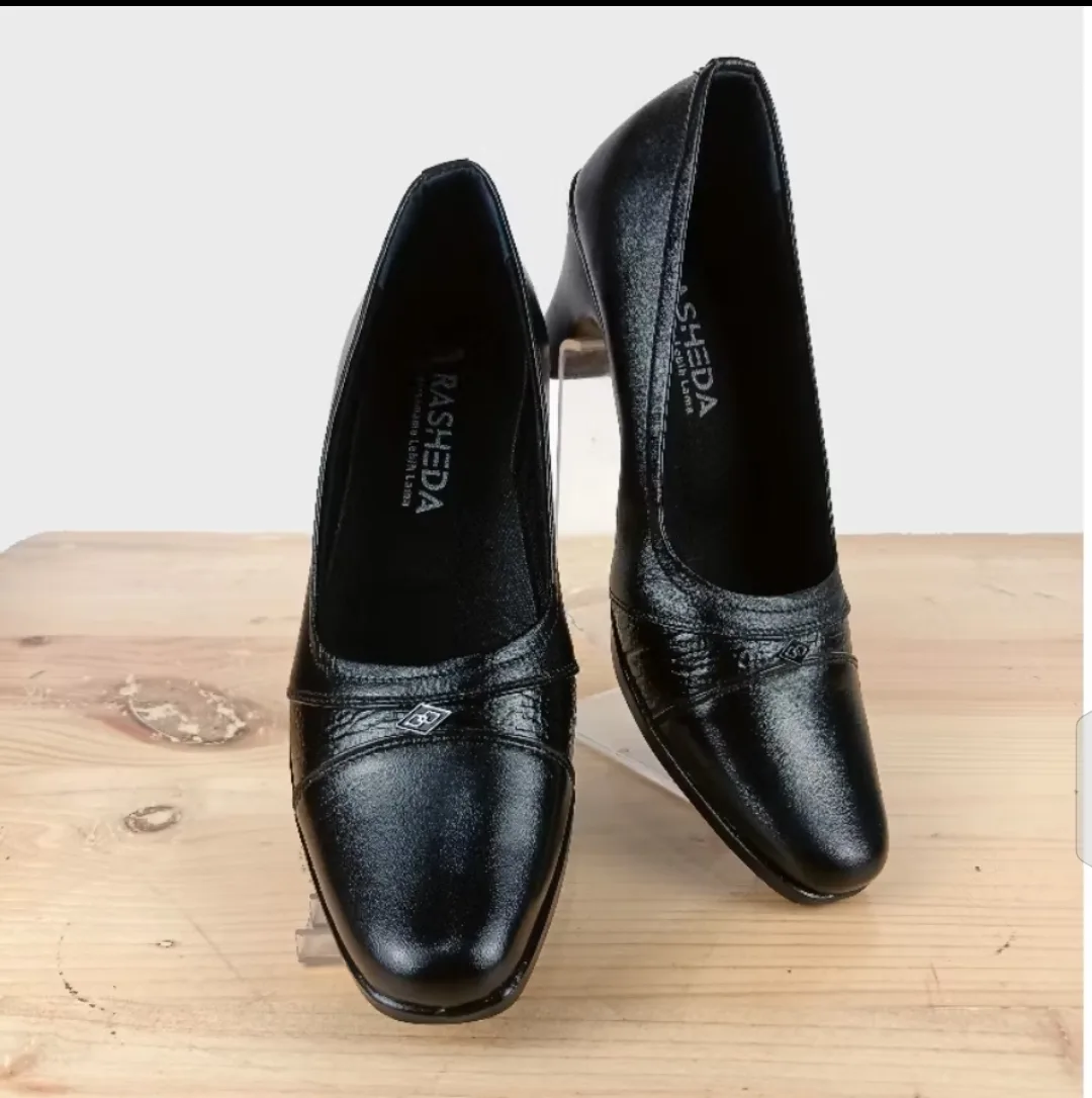 Sepatu Pantofel Wanita 222