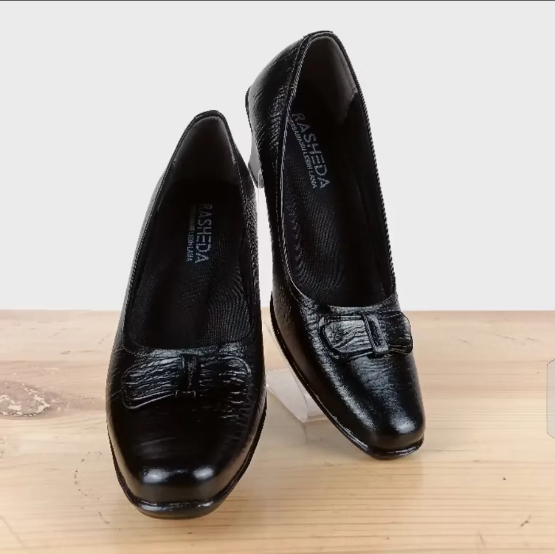 Sepatu Pantofel Wanita 221